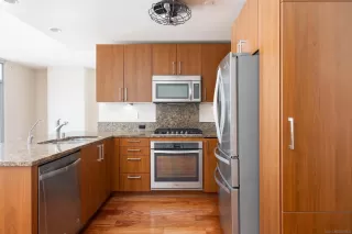 Photo #3: 230008562 Listing