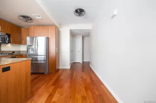 Photo #5: 230008562 Listing