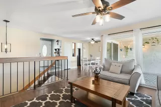 Photo #4: 230008570 Listing