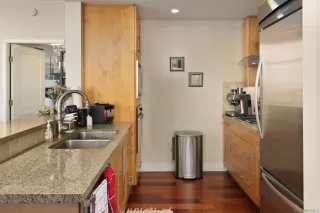 Photo #6: 230008603 Listing 