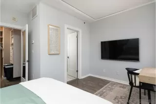 Photo #5: 230008608 Listing