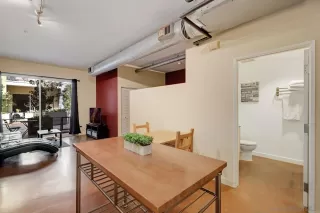 Photo #3: 230008616 Listing 