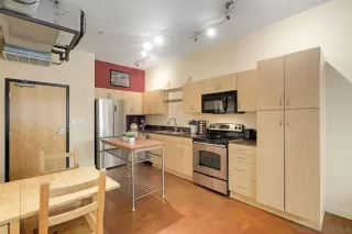 Photo #5: 230008616 Listing 