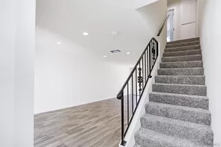 Photo #2: 230008659 Listing