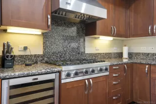 Photo #6: 230008690 Listing 