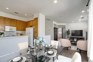 Photo #4: 230008724 Listing