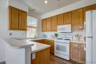 Photo #5: 230008724 Listing