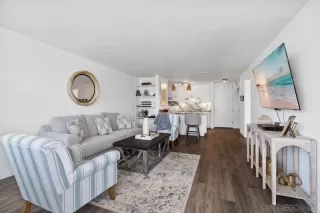 Photo #5: 230008755 Listing 