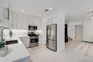 Photo #3: 230008775 Listing