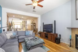 Photo #2: 230008791 Listing