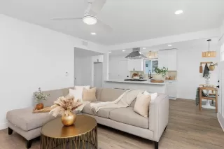 Photo #2: 230008793 Listing