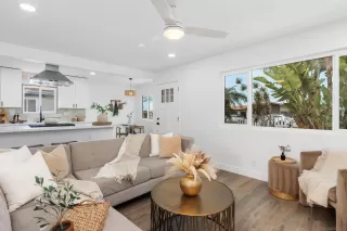 Photo #3: 230008793 Listing