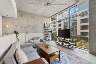 Photo #1: 230008796 Listing 