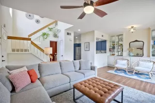 Photo #6: 230008817 Listing