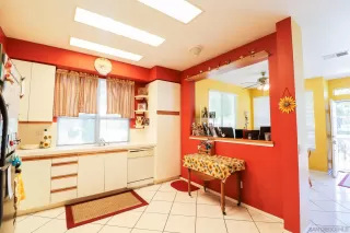 Photo #6: 230008824 Listing 