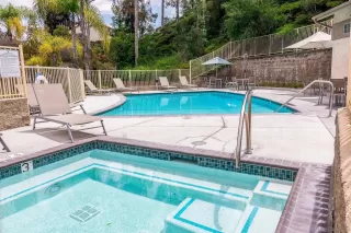 Photo #2: 230008825 Listing