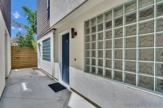 Photo #2: 230008858 Listing