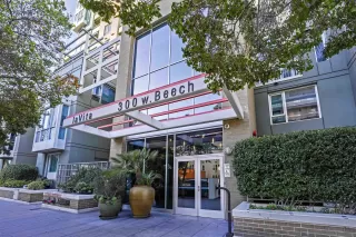 Photo #2: 230008901 Listing