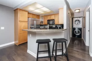 Photo #5: 230008915 Listing