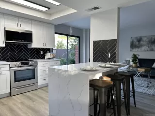 Photo #1: 230008925 Listing