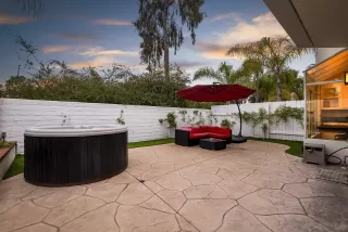 Photo #6: 230008933 Listing