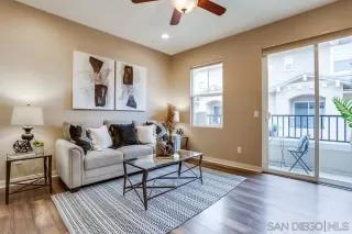 Photo #3: 230008941 Listing