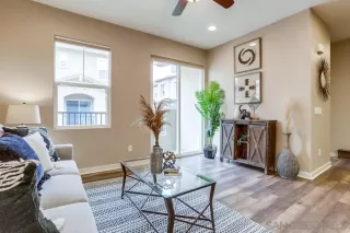 Photo #4: 230008941 Listing