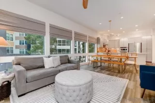 Photo #6: 230008949 Listing