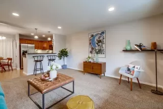 Photo #4: 230009011 Listing 