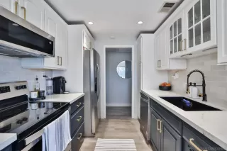 Photo #1: 230009019 Listing