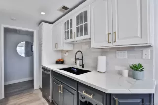Photo #3: 230009019 Listing