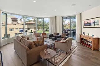 Photo #2: 230009080 Listing