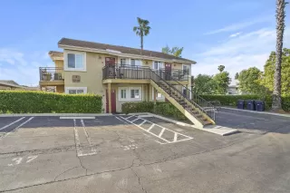 Photo #1: 230009099 Listing