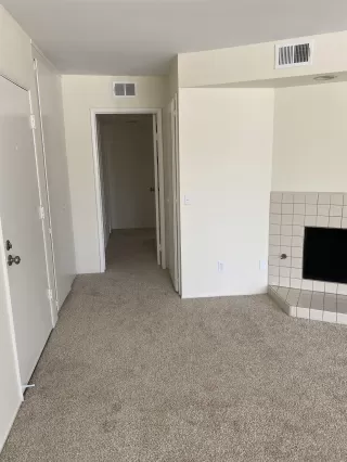 Photo #4: 230009105 Listing 