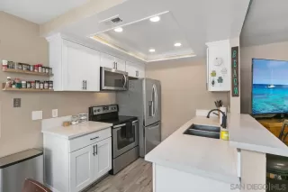 Photo #3: 230009116 Listing