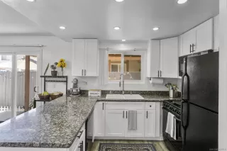 Photo #1: 230009165 Listing 