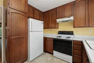 Photo #2: 230009200 Listing