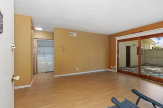 Photo #5: 230009200 Listing