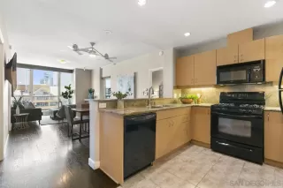 Photo #3: 230009227 Listing