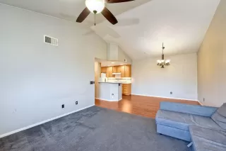 Photo #5: 230009230 Listing 