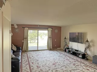 Photo #2: 230009237 Listing