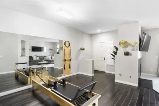 Photo #6: 230009244 Listing