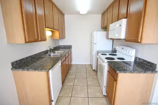 Photo #2: 230009259 Listing