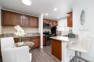 Photo #3: 230009271 Listing 