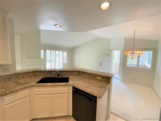 Photo #3: 230009273 Listing 