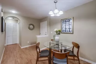 Photo #2: 230009301 Listing 