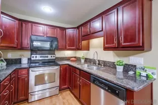 Photo #4: 230009301 Listing 