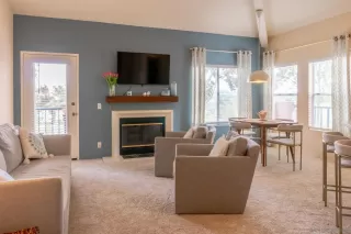 Photo #5: 230009355 Listing