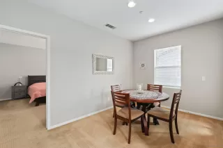 Photo #6: 230009398 Listing 