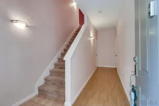 Photo #2: 230009401 Listing